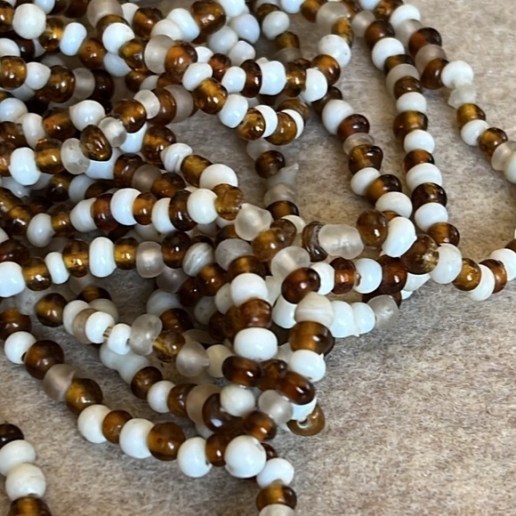 Boho multistrand glass seedbeads necklace white and brown, handmade - Picture 5 of 6